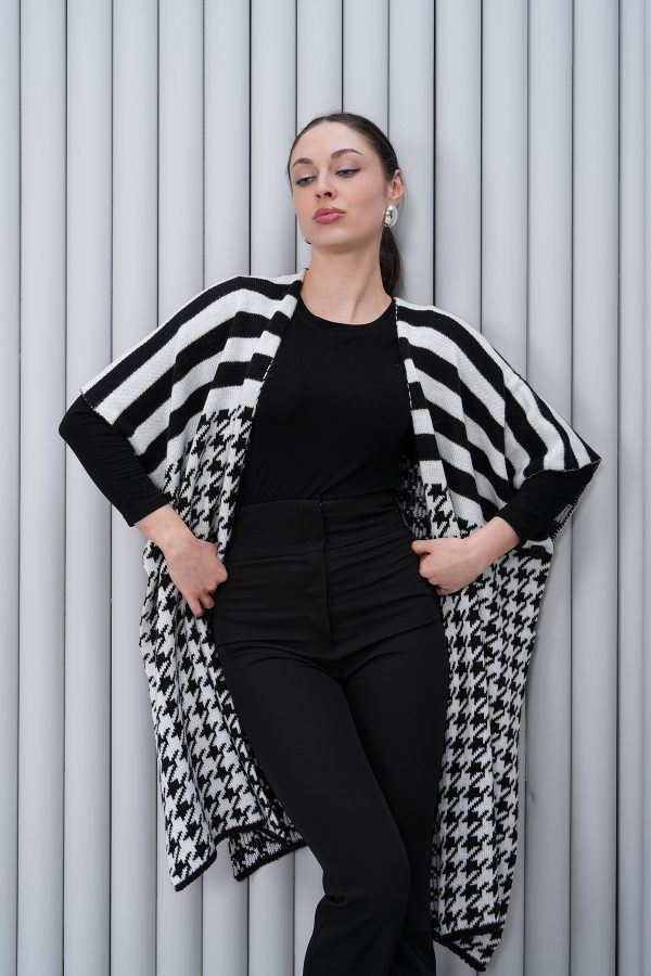 Kazayağı Desenli Triko Panço - Görsel 4